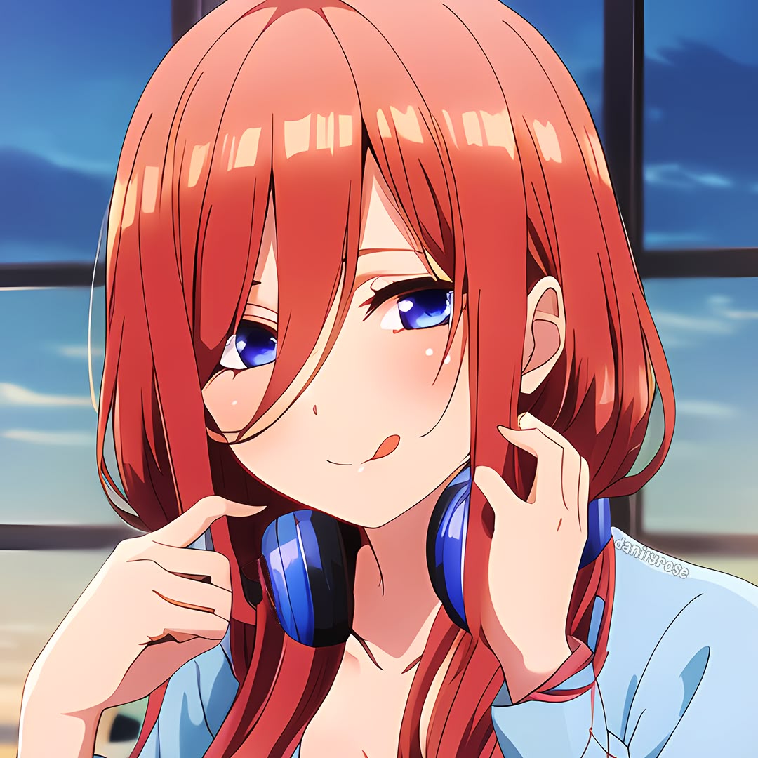 Miku Nakano(Quintuplets)