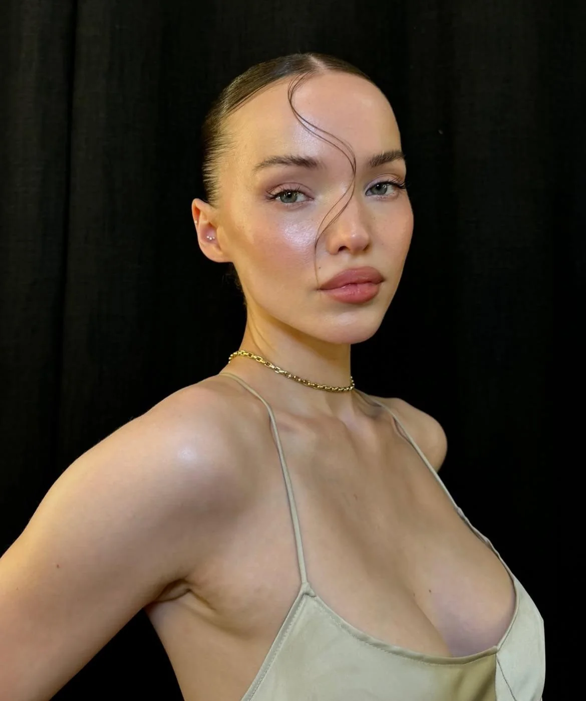 Dove Cameron